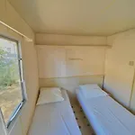 Caramany, A Proximite - Perchees - Mobil-homes - Emplacements Nus Pour Camping-cars, Tentes, Caravanes * Caramany