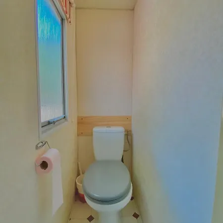 Caramany, à Proximité - Perchées - Mobil-homes - Emplacements Nus Pour Camping-cars, Tentes, Caravanes *