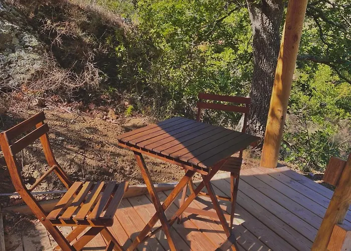 Caramany, A Proximite - Perchees - Mobil-homes - Emplacements Nus Pour Camping-cars, Tentes, Caravanes